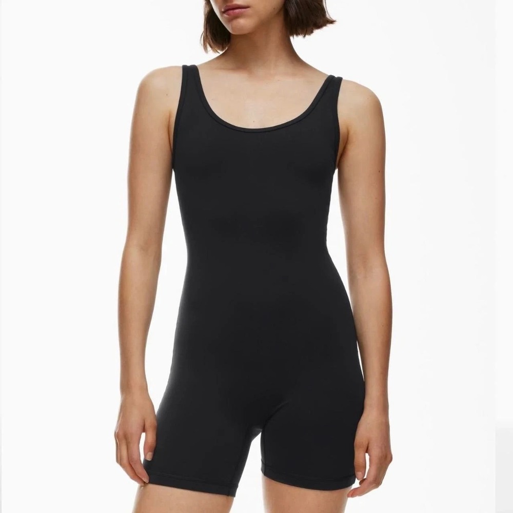 TnAction TNA Bodysuit Romper Black Scoop Neck 5" Inseam Athletic